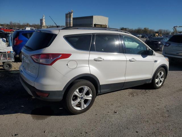 Photo 3 from auction – 2016 FORD ESCAPE SE with VIN 1FMCU0GX7GUB70441