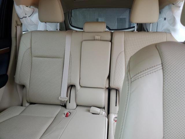 Photo 10 from auction – 2017 TOYOTA HIGHLANDER with VIN 5TDYZRFH4HS232569