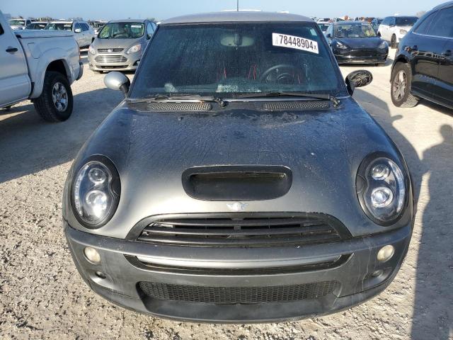 Photo 5 from auction – 2006 MINI COOPER S with VIN WMWRE33546TN26752