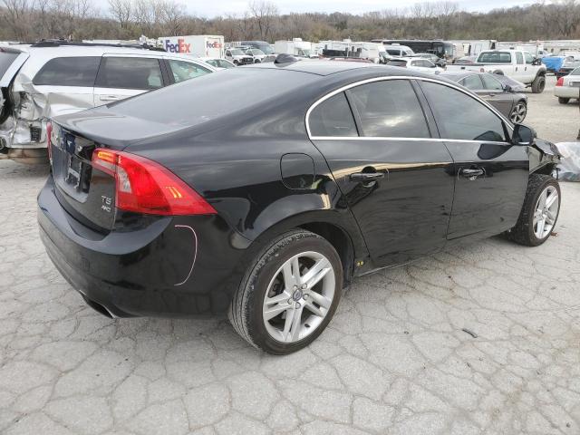 Photo 3 from auction – 2015 VOLVO S60 PREMIE with VIN YV1612TK7F2361362