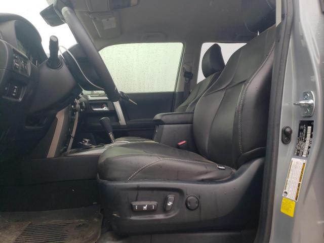Photo 7 from auction – 2021 TOYOTA 4RUNNER SR with VIN JTEBU5JR9M5887156
