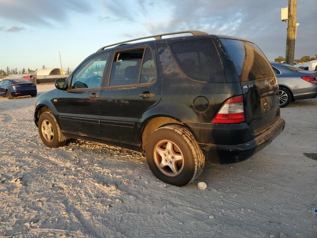 Photo 2 from auction – 2000 MERCEDES-BENZ ML 320 with VIN 4JGAB54E4YA190212