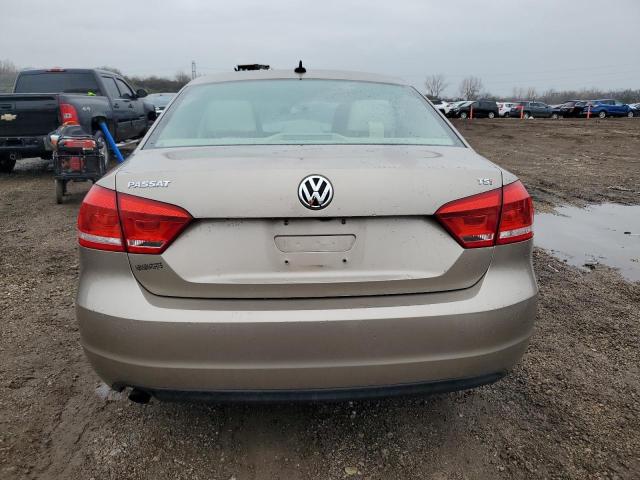 Photo 6 from auction – 2015 VOLKSWAGEN PASSAT S with VIN 1VWAT7A37FC081967