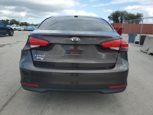 Photo 6 from auction – 2018 KIA FORTE LX with VIN 3KPFK4A77JE190055