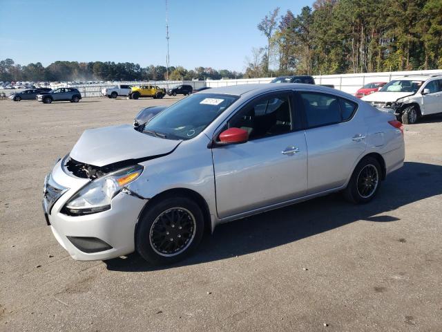 NISSAN VERSA S 2015 with VIN 3N1CN7AP7FL895083 - Photo from auction