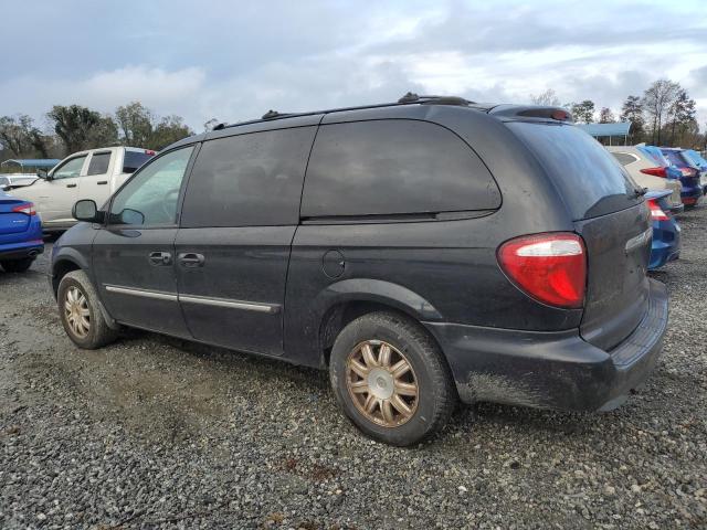 Photo 2 from auction – 2005 CHRYSLER TOWN & COU with VIN 2C8GP54L75R513933