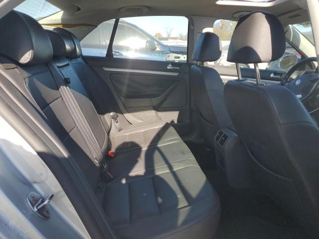 Photo 10 from auction – 2008 VOLKSWAGEN JETTA WOLF with VIN 3VWRA71K68M175016