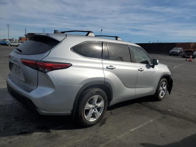 Photo 3 from auction – 2022 TOYOTA HIGHLANDER with VIN 5TDZZRAHXNS108510