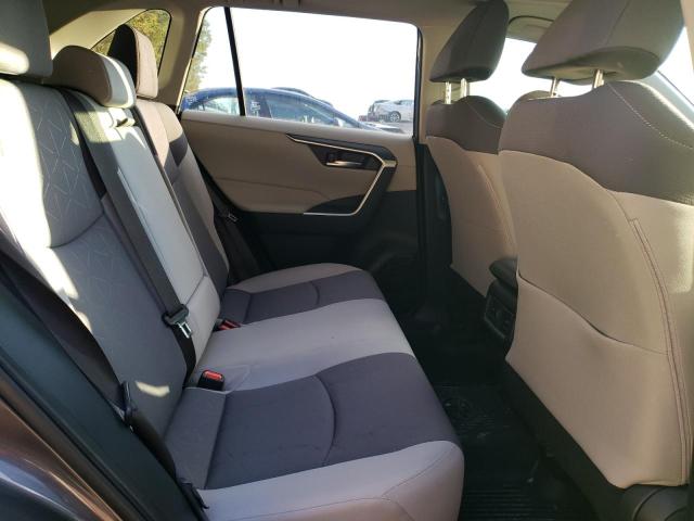 Photo 11 from auction – 2019 TOYOTA RAV4 XLE with VIN JTMW1RFV9KD041155
