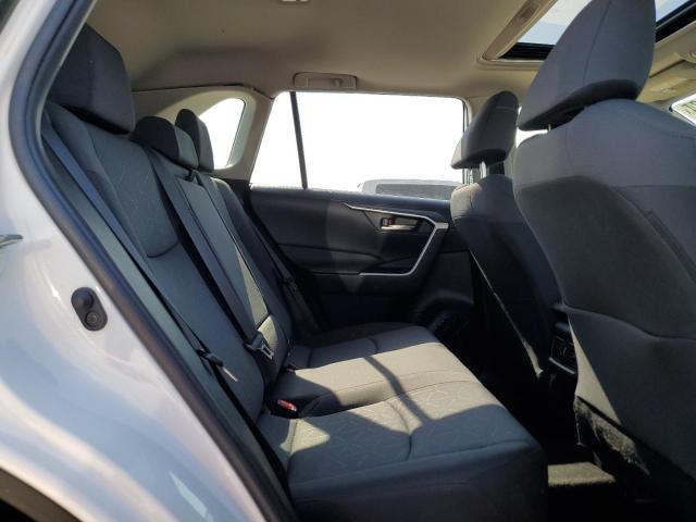 Photo 11 from auction – 2019 TOYOTA RAV4 XLE with VIN JTMW1RFVXKD034120