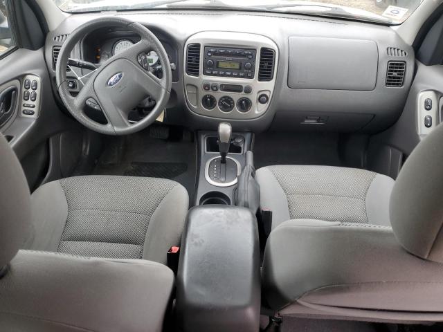 Photo 8 from auction – 2005 FORD ESCAPE XLT with VIN 1FMYU93175KA02805