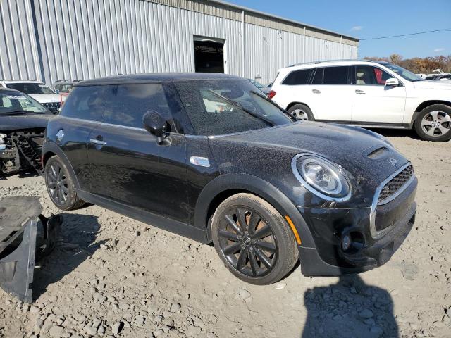 Photo 4 from auction – 2021 MINI COOPER S with VIN WMWXR5C01M2N94182