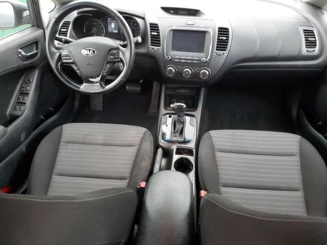 Photo 8 from auction – 2017 KIA FORTE LX with VIN 3KPFL4A77HE093042