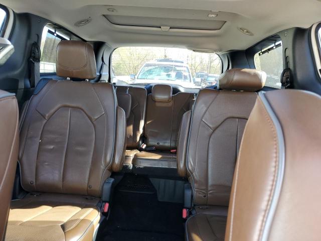 Photo 10 from auction – 2017 CHRYSLER PACIFICA L with VIN 2C4RC1GG8HR656813