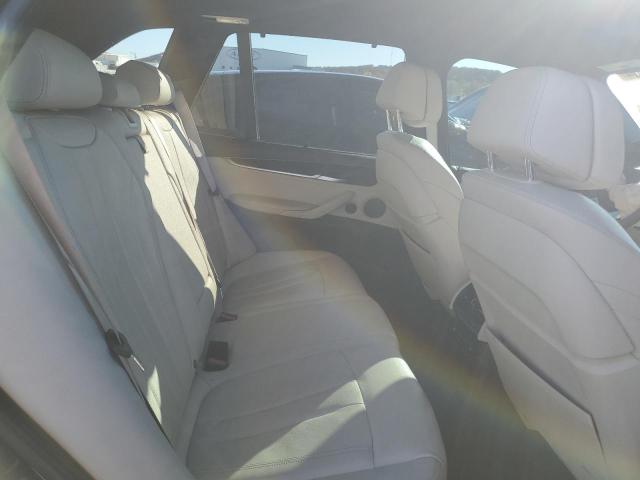 Photo 11 from auction – 2017 BMW X5 XDRIVE5 with VIN 5UXKR6C33H0J85341