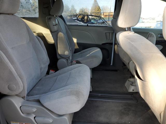 Photo 11 from auction – 2015 TOYOTA SIENNA LE with VIN 5TDKK3DC0FS580669