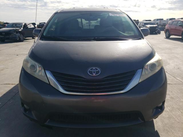Photo 5 from auction – 2013 TOYOTA SIENNA XLE with VIN 5TDYK3DC4DS329645