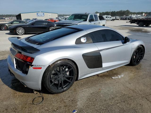 Photo 3 from auction – 2017 AUDI R8 5.2 PLU with VIN WUAKBAFX3H7901379