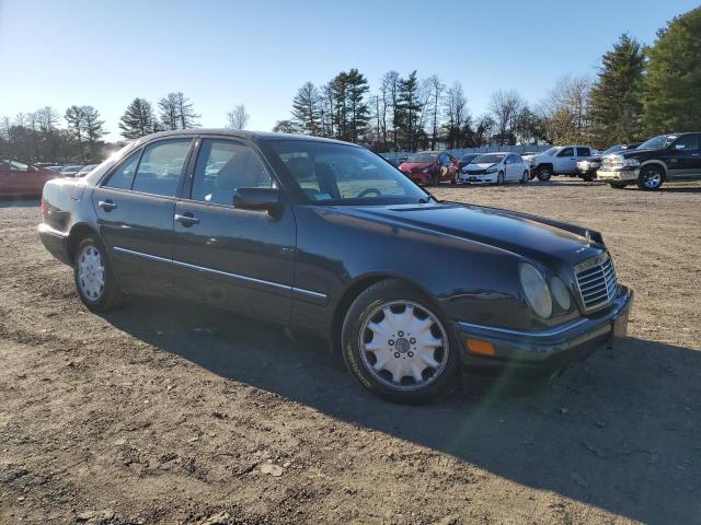 Photo 4 from auction – 1996 MERCEDES-BENZ E 300D with VIN WDBJF20F5TJ021801