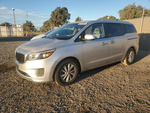 KIA SEDONA LX 2016 with VIN KNDMB5C18G6174242 - Photo from auction
