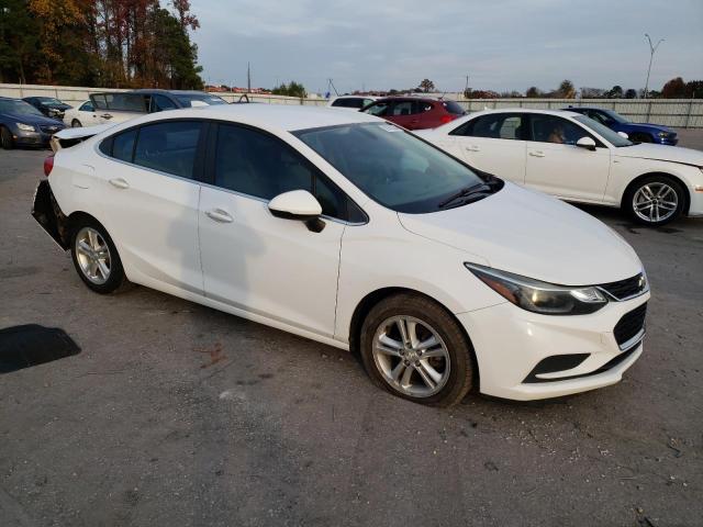 Photo 4 from auction – 2017 CHEVROLET CRUZE 4D with VIN 1G1BE5SM7H7216611