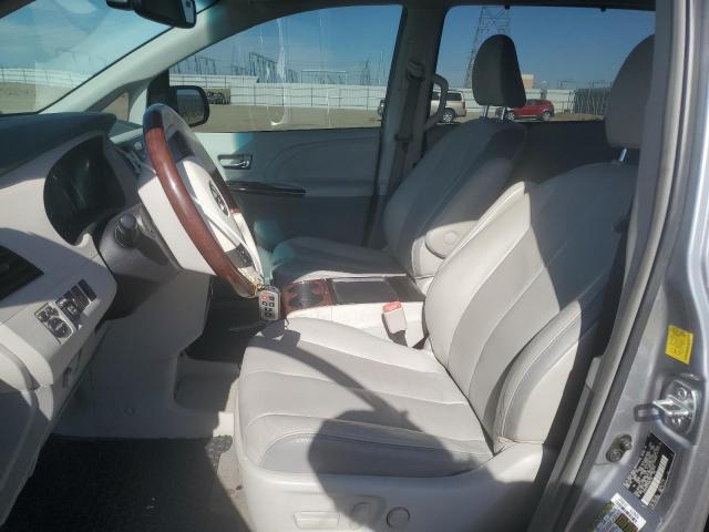Photo 7 from auction – 2011 TOYOTA SIENNA XLE with VIN 5TDYK3DC7BS057735