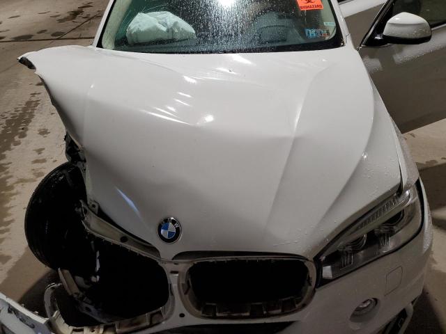 Photo 12 from auction – 2015 BMW X5 XDRIVE3 with VIN 5UXKR0C51F0K70321
