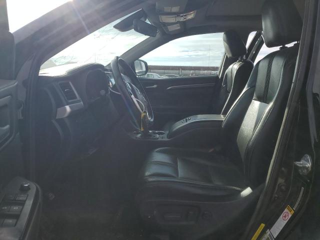 Фото 7 с аукциона – 2018 TOYOTA HIGHLANDER с VIN 5TDKZRFH0JS535098