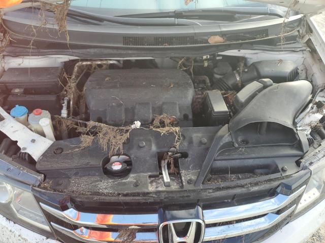 Photo 12 from auction – 2015 HONDA ODYSSEY TO with VIN 5FNRL5H98FB087364