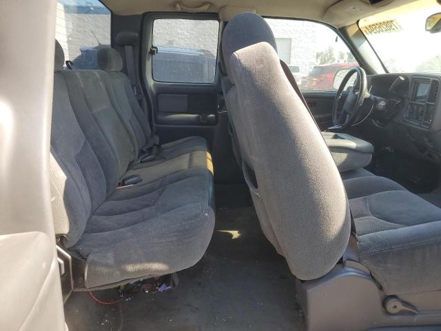 Photo 10 from auction – 2003 CHEVROLET SILVERADO with VIN 2GCEC19V931304082