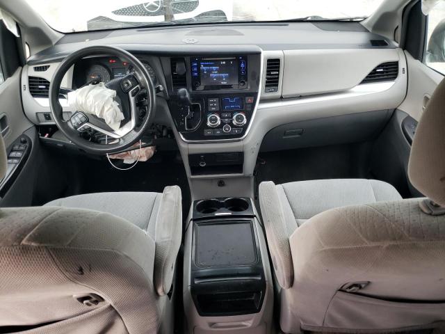 Photo 8 from auction – 2017 TOYOTA SIENNA LE with VIN 5TDKZ3DC7HS865920