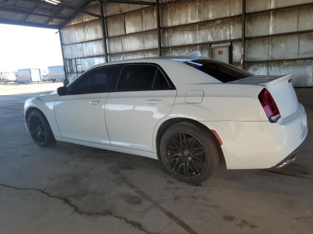 Photo 2 from auction – 2018 CHRYSLER 300 S with VIN 2C3CCABG8JH214028