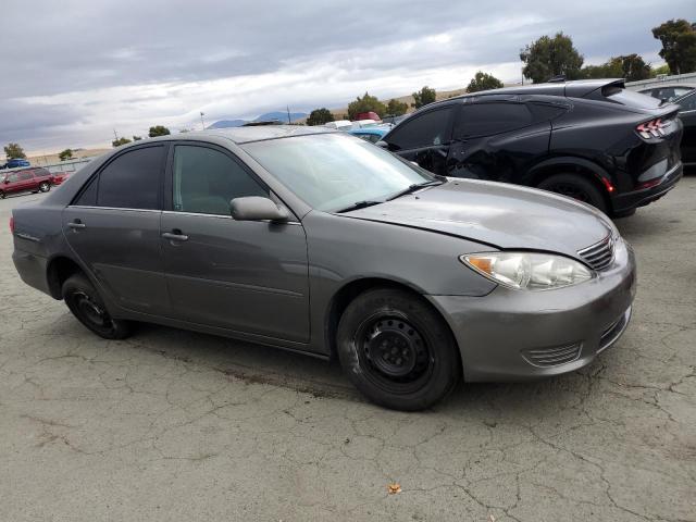 Photo 4 from auction – 2005 TOYOTA CAMRY LE with VIN 4T1BE32K75U512280