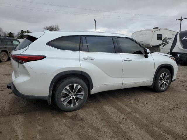 Photo 3 from auction – 2022 TOYOTA HIGHLANDER with VIN 5TDGZRBH5NS235560
