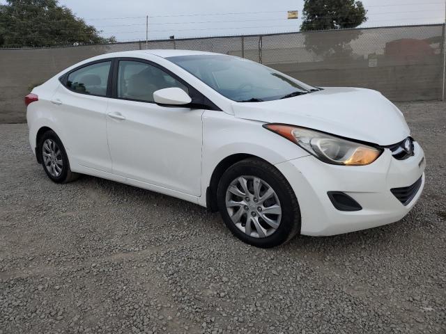 Photo 4 from auction – 2012 HYUNDAI ELANTRA GL with VIN 5NPDH4AE5CH111971