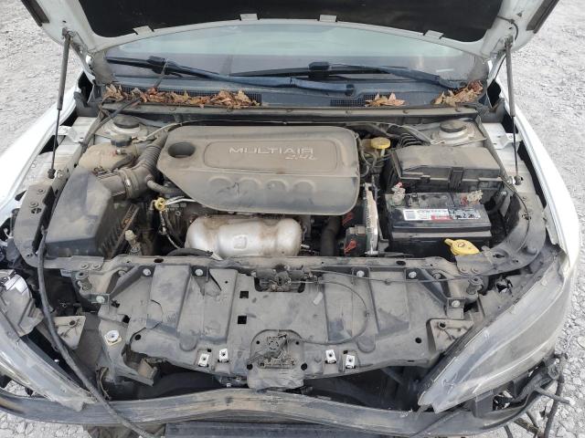 Photo 11 from auction – 2015 CHRYSLER 200 LIMITE with VIN 1C3CCCABXFN679264