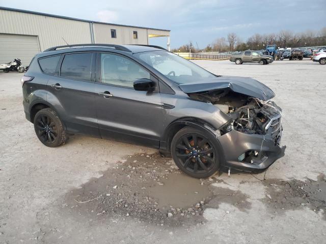 Photo 4 from auction – 2017 FORD ESCAPE SE with VIN 1FMCU0GD8HUB99485