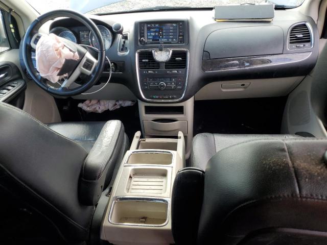 Photo 8 from auction – 2015 CHRYSLER TOWN & COU with VIN 2C4RC1BG2FR588058