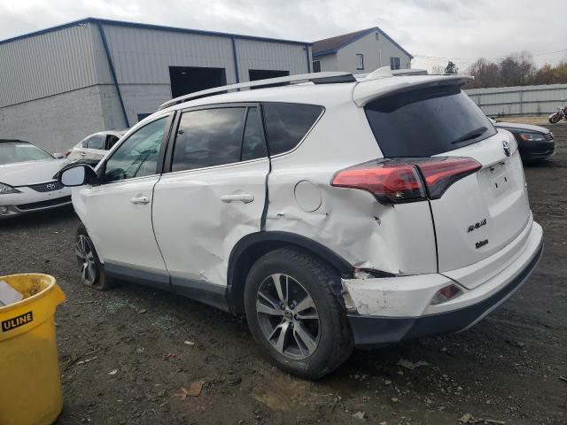 Photo 2 from auction – 2018 TOYOTA RAV4 ADVEN with VIN 2T3WFREV8JW445052