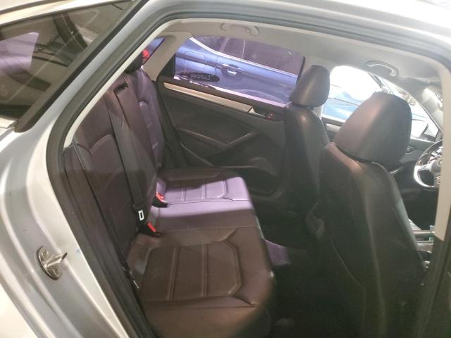 Photo 10 from auction – 2015 VOLKSWAGEN PASSAT S with VIN 1VWAT7A32FC104846