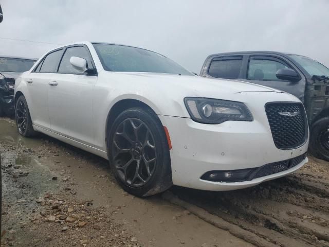 Photo 4 from auction – 2015 CHRYSLER 300 S with VIN 2C3CCABG1FH868182