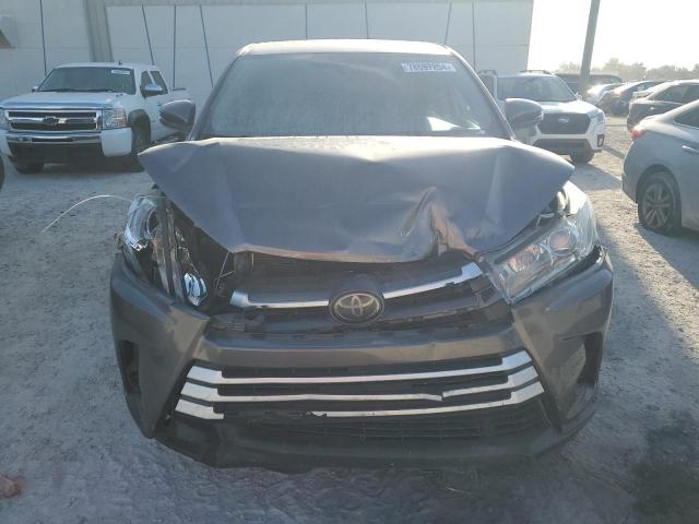 Photo 5 from auction – 2019 TOYOTA HIGHLANDER with VIN 5TDBZRFH6KS960357