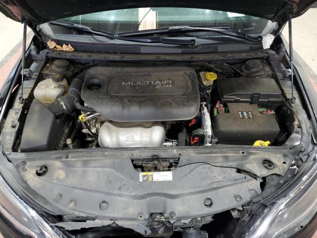 Photo 11 from auction – 2016 CHRYSLER 200 LIMITE with VIN 1C3CCCABXGN182104