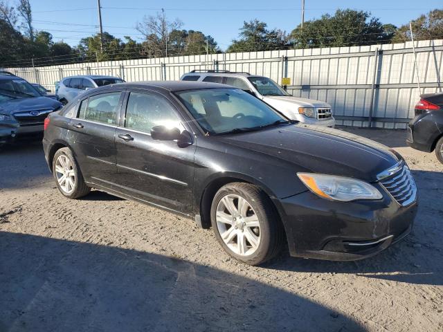 Photo 4 from auction – 2013 CHRYSLER 200 TOURIN with VIN 1C3CCBBB3DN697756
