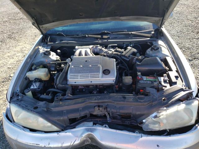 Photo 11 from auction – 2001 LEXUS ES 300 with VIN JT8BF28GX10304876