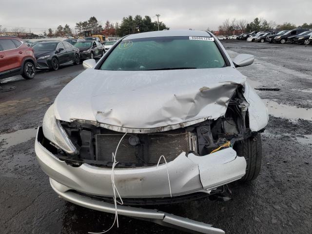 Photo 5 from auction – 2013 HYUNDAI SONATA SE with VIN 5NPEC4AC3DH770778