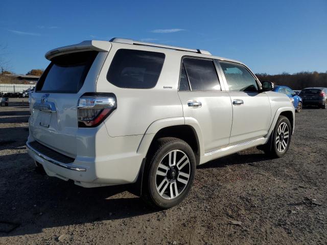 Photo 3 from auction – 2020 TOYOTA 4RUNNER SR with VIN JTEBU5JR7L5749260