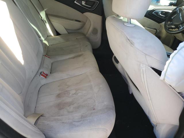 Photo 10 from auction – 2015 CHRYSLER 200 LIMITE with VIN 1C3CCCAB8FN652662