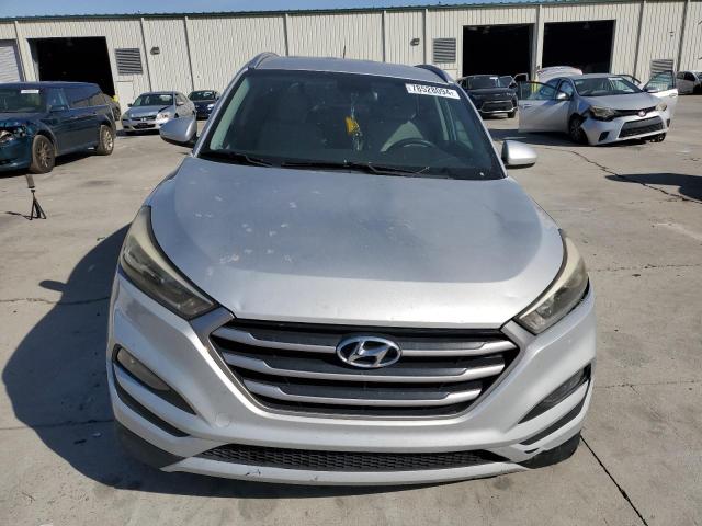 Photo 5 from auction – 2017 HYUNDAI TUCSON LIM with VIN KM8J33A42HU296539