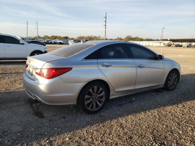 Photo 3 from auction – 2012 HYUNDAI SONATA SE with VIN 5NPEC4AB7CH369028